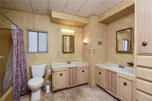 725 W Thornton, Hemet, CA 92543 - Photo 19