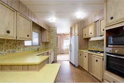 725 W Thornton, Hemet, CA 92543 - Photo 13