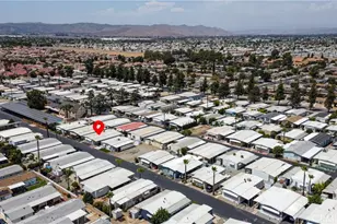 725 W Thornton, Hemet, CA 92543 - Photo 25