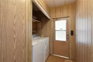 725 W Thornton, Hemet, CA 92543 - Photo 23