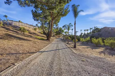 38311 Chaparral Dr, Temecula, CA 92592 - Photo 29