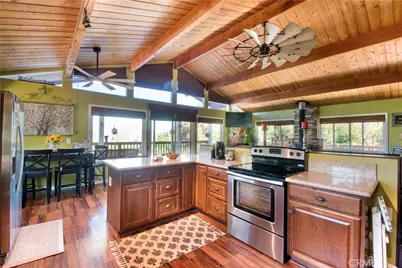 6051 Rainbow Heights, Fallbrook, CA 92028 - Photo 23