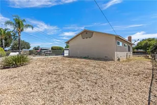 127 Brandenburg Ln, Fallbrook, CA 92028 - Photo 31