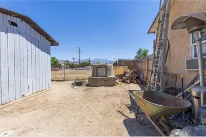 375 E 2nd, San Jacinto, CA 92583 - Photo 15