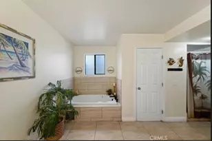 22032 W San Joaquin Dr, Canyon Lake, CA 92587 - Photo 25