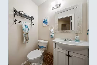 22032 W San Joaquin Drive, Canyon Lake, CA 92587 - Photo 21