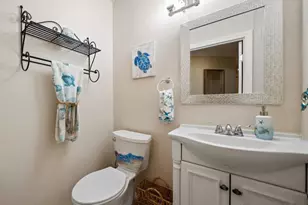 22032 W San Joaquin Dr, Canyon Lake, CA 92587 - Photo 21