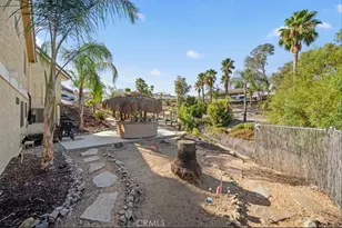 22032 W San Joaquin Dr, Canyon Lake, CA 92587 - Photo 35