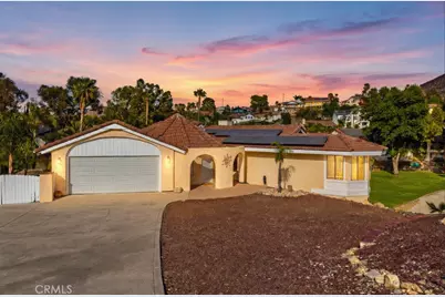 22032 W San Joaquin Drive, Canyon Lake, CA 92587 - Photo 1