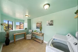 22032 W San Joaquin Dr, Canyon Lake, CA 92587 - Photo 29