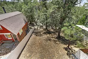 33007 Lone Pine, Running Springs, CA 92382 - Photo 17