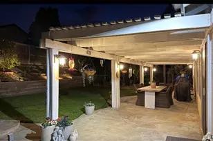 31681 Flowering Plum Ct, Winchester, CA 92596 - Photo 9