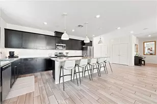 32049 Rambling Ct, Winchester, CA 92596 - Photo 7