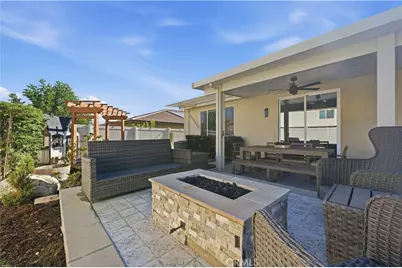 32049 Rambling Court, Winchester, CA 92596 - Photo 29