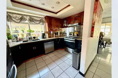 1705 Edgefield, Perris, CA 92571 - Photo 9