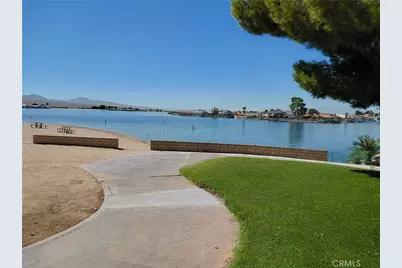27160 Vista #37, Helendale, CA 92342 - Photo 9