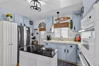 1700 S State Street #6, Hemet, CA 92543 - Photo 3