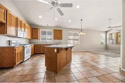 40106 Colony Drive, Murrieta, CA 92562 - Photo 29