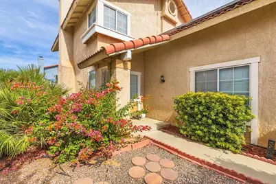 754 De La Luz, Perris, CA 92571 - Photo 3