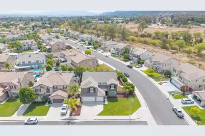 42542 Vancouver, Murrieta, CA 92562 - Photo 43