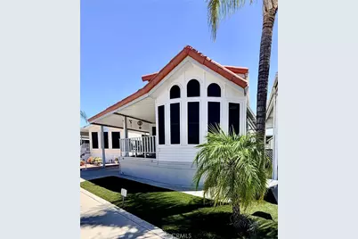 1295 S Cawston Avenue #327, Hemet, CA 92545 - Photo 3