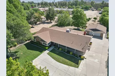 25210 California, Hemet, CA 92545 - Photo 55