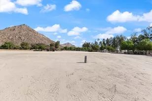 25210 California, Hemet, CA 92545 - Photo 43