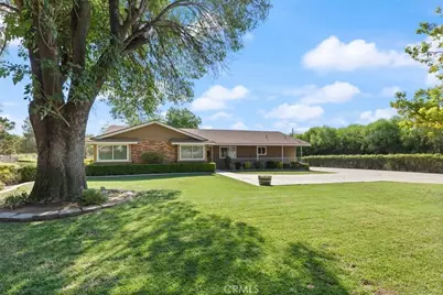 25210 California, Hemet, CA 92545 - Photo 5