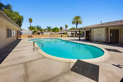 1097 State, Hemet, CA 92543 - Photo 29