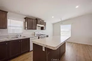 1097 State, Hemet, CA 92543 - Photo 5