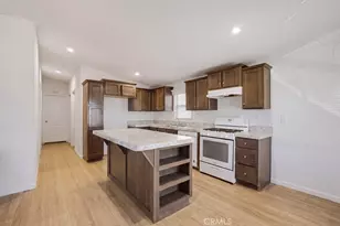 1097 N State St, Hemet, CA 92543 - Photo 7