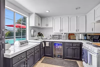 1072 Peaceful, Corona, CA 92878 - Photo 5