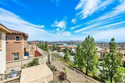 19 Plaza Lucerna, Lake Elsinore, CA 92532 - Photo 37