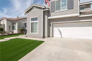 33611 Delphinium Ln, Murrieta, CA 92563 - Photo 31