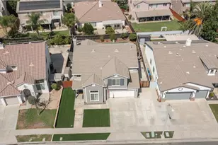 33611 Delphinium Ln, Murrieta, CA 92563 - Photo 41