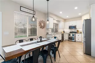 33611 Delphinium Ln, Murrieta, CA 92563 - Photo 11