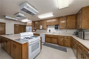 1250 N Kirby Street, Hemet, CA 92545 - Photo 29