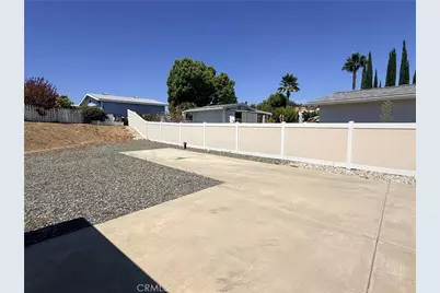 38055 Calle Amigable, Murrieta, CA 92563 - Photo 5