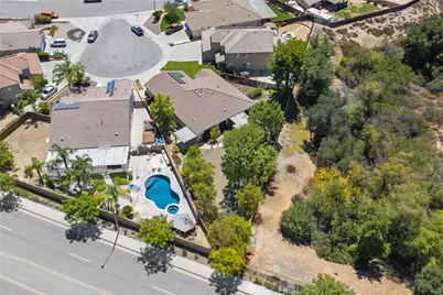 35503 Parkwood Court, Wildomar, CA 92595 - Photo 13