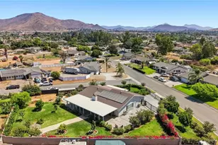 8326 Saddle Creek Dr, Jurupa Valley, CA 92509 - Photo 39