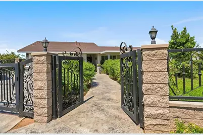 8326 Saddle Creek Drive, Jurupa Valley, CA 92509 - Photo 3