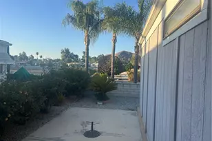 2981 Blue Spruce, Hemet, CA 92545 - Photo 25