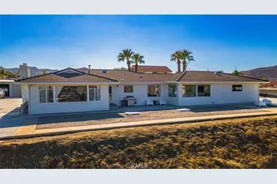 22475 Loch Lomond Drive, Canyon Lake, CA 92587 - Photo 37