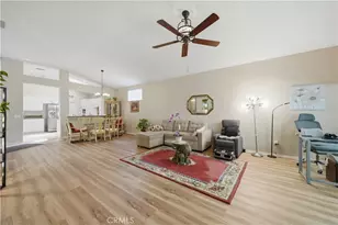 24172 Calle Artino, Murrieta, CA 92562 - Photo 9