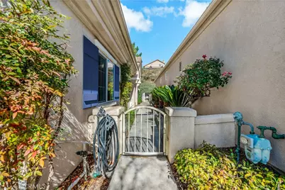 24172 Calle Artino, Murrieta, CA 92562 - Photo 3