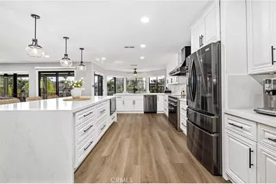 30205 White Wake, Canyon Lake, CA 92587 - Photo 5