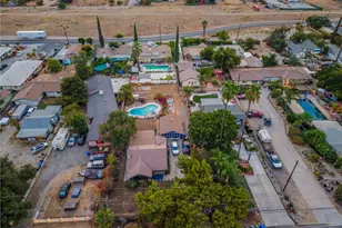 1353 E Turquoise Ave, Mentone, CA 92359 - Photo 21