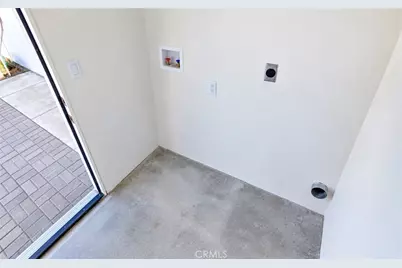 464 W 34th Street, San Bernardino, CA 92405 - Photo 9