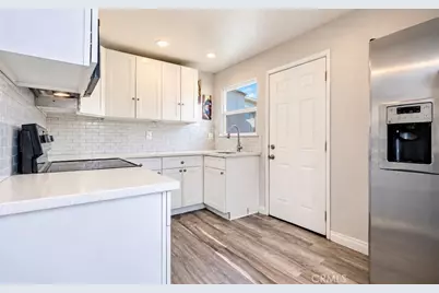 464 W 34th Street, San Bernardino, CA 92405 - Photo 5
