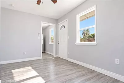 464 W 34th Street, San Bernardino, CA 92405 - Photo 3